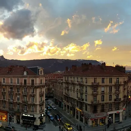 Le Balcon De L'aigle غرونوبل